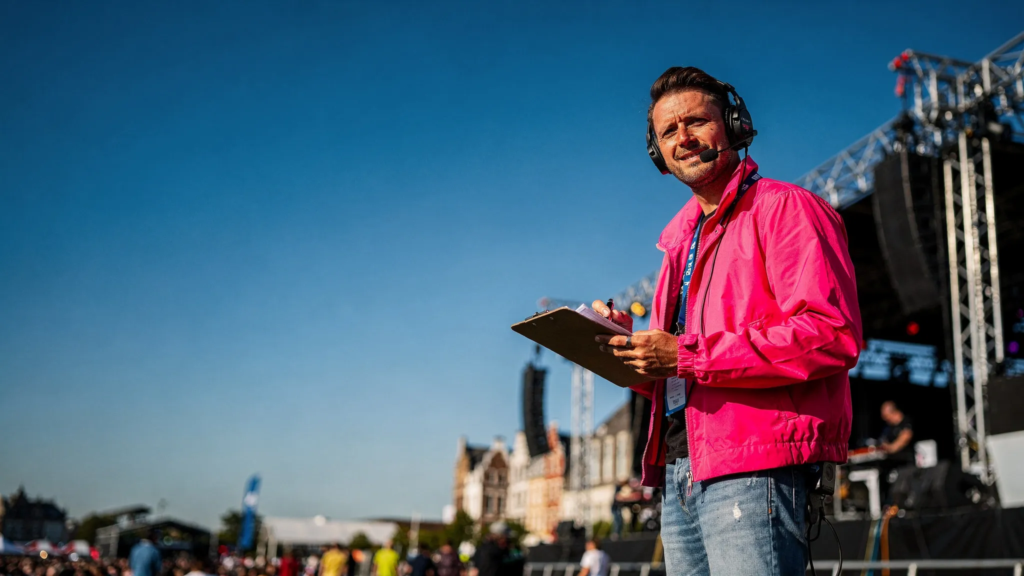 Festival : une scène du métier, en plein soleil