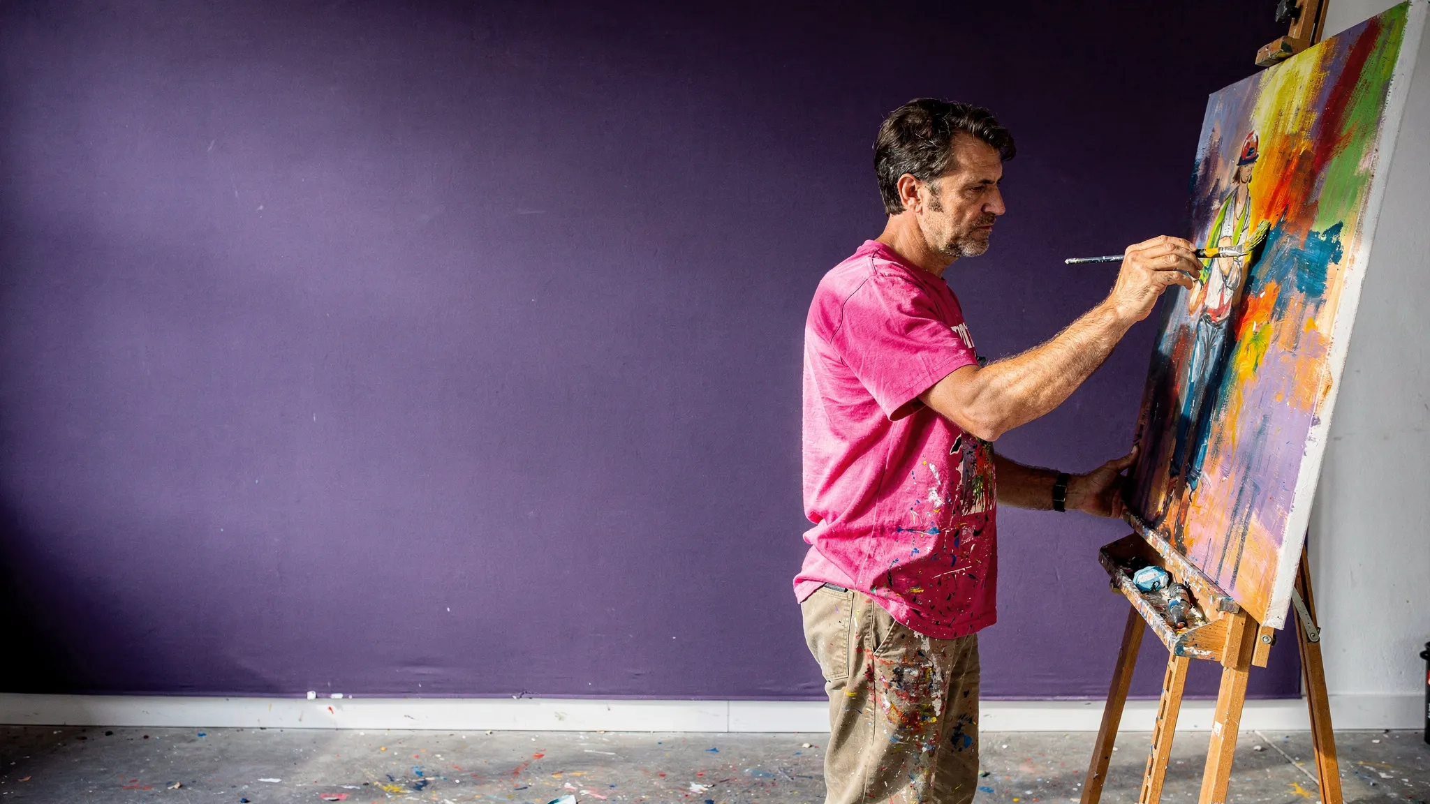 Peintre : une scène du métier, en plein soleil